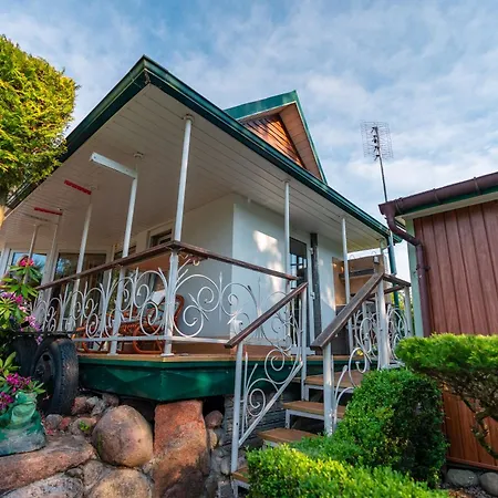 Lodge Zacisze Zygmuntowo *