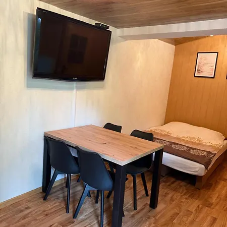 Lodge Zacisze Zygmuntowo *